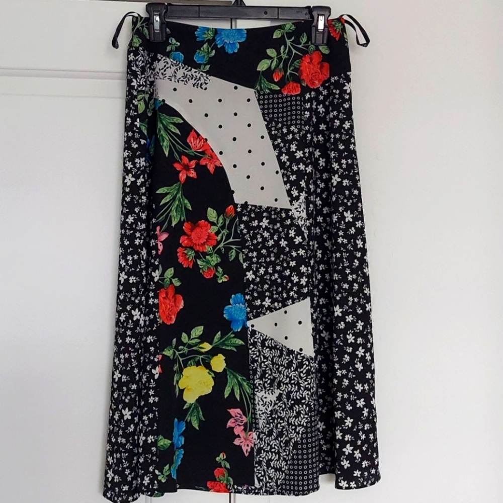 Calvin Klein floral flayed skirt